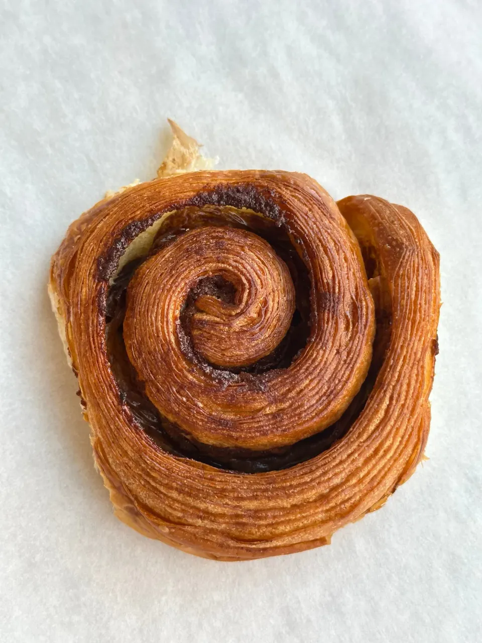 Berta bageri kanelsnegl med kanelsirup